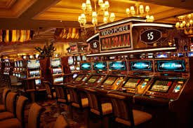 Live Baccarat ဇယား — Real Dealer ဖြင့် ကစားခြင်း